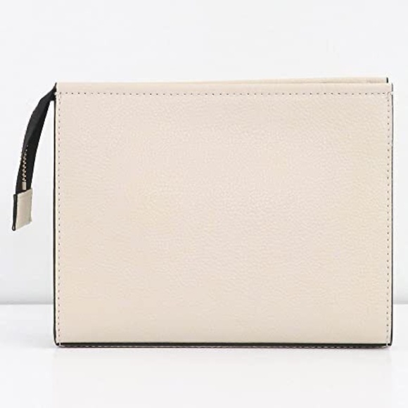 NWT Marc Jacobs Grind Clutch in Color of Marshmallow - Picture 2 of 5